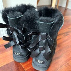 UGG Ribbon boots